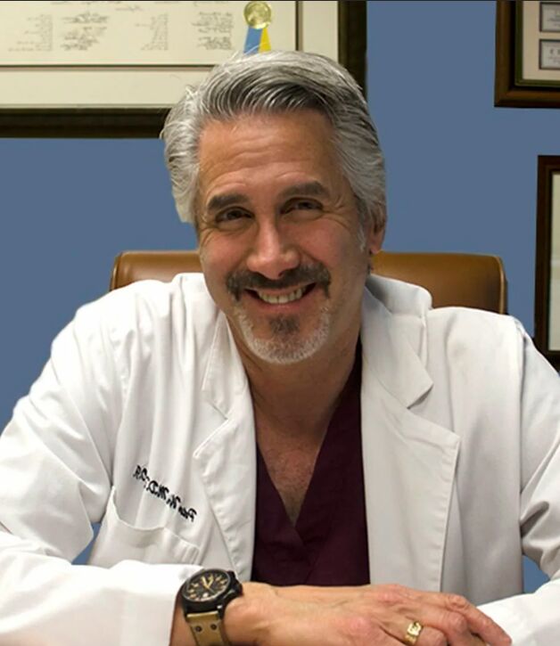 Médico Dermatocosmetologista Guilherme Lopes